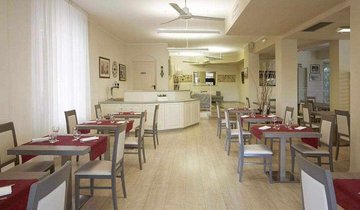 Hotel Villa Sirena 努马纳 外观 照片